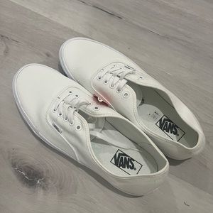 Vans Authentic Shoes True White NEW